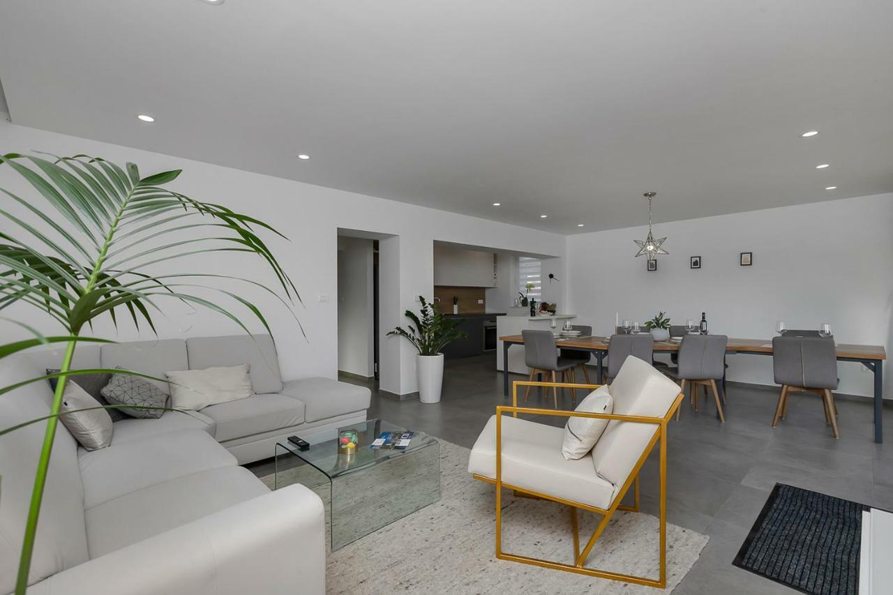 Villa Zagradina Baška Voda Exteriör bild